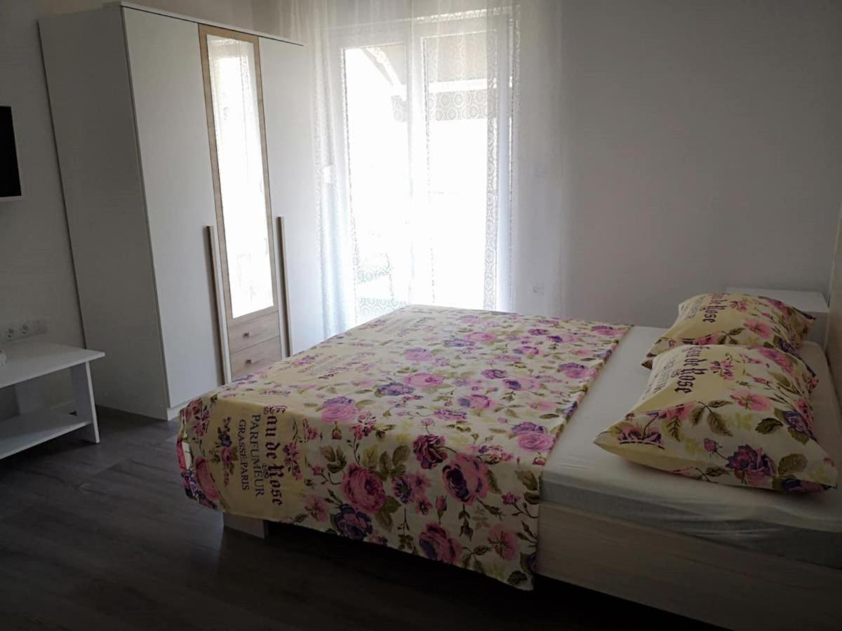Apartments Dzeki Split Extérieur photo
